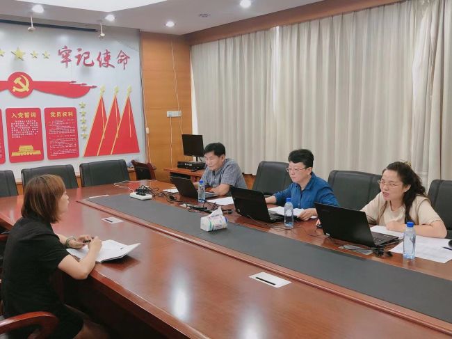 第一組答辯現場(chǎng)。譚龍 攝.jpg
