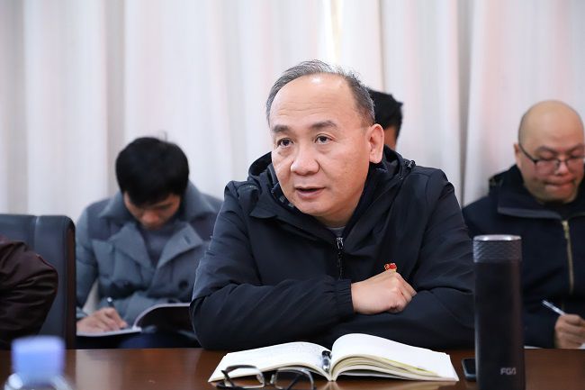 陸烜講話(huà)。侯健杰 攝（修圖）.jpg