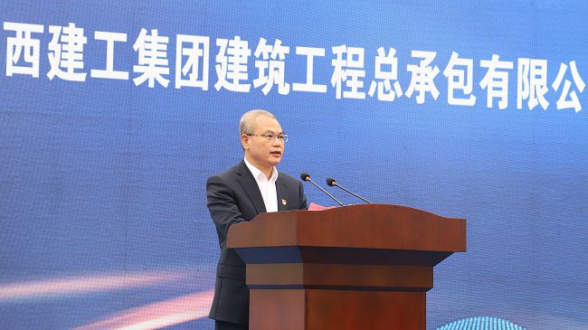 鄧少新致辭。楊鈺 攝（修圖）.jpg