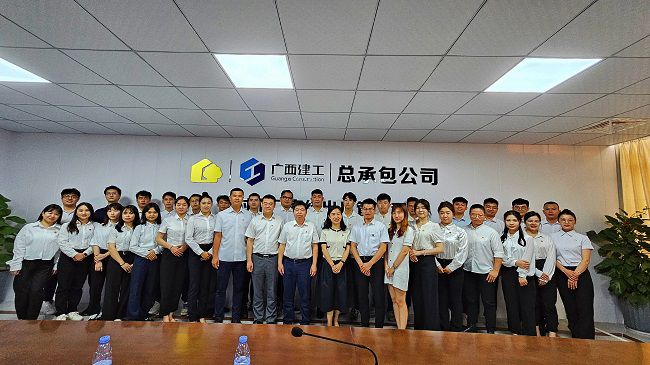 4合影。林成斌 攝（修圖）.jpg
