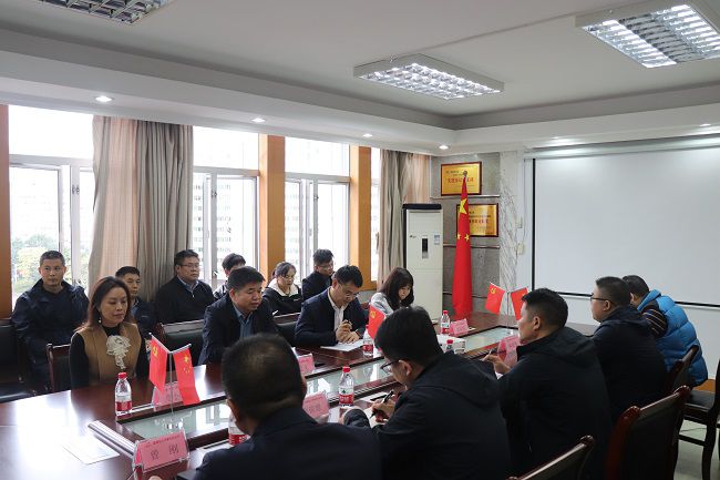 岑廷義宣貫人事任免決定。楊明皓 攝（修圖）.jpg