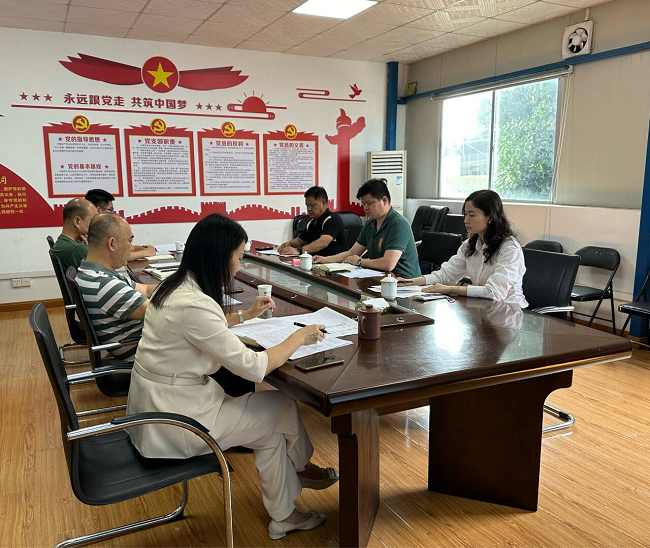 調研會(huì )現場(chǎng)。王瑩攝（修圖）.png